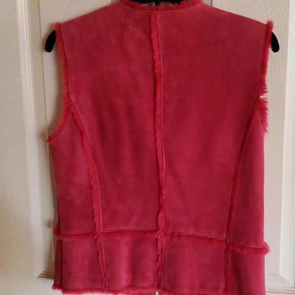 Vest - Picture 3 of 5